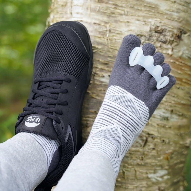Zensah Compression Sleeves - Black - Correct Toes®